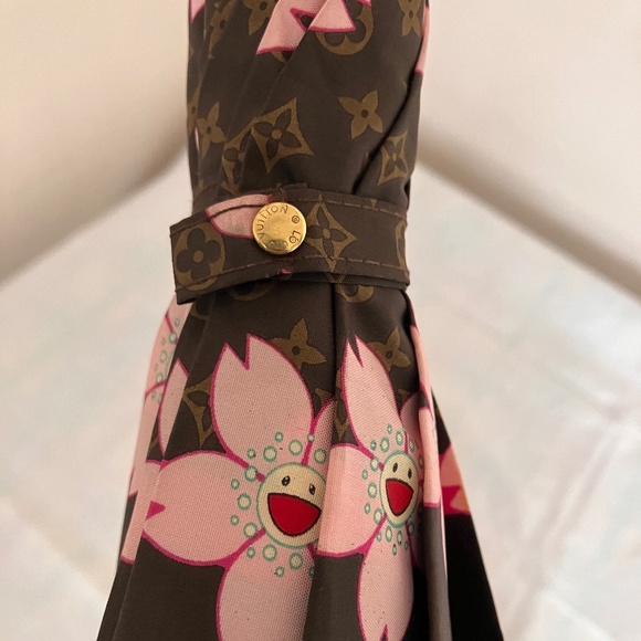 RARE LOUIS VUITTON & MURAKAMI CHERRY BLOSSOM UMBRELLA - Picture 6 of 16